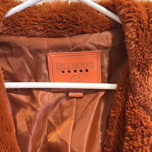 BLANKNYC  Women's‎ Faux Fur Coat in Brown Large - Picture 3 of 7